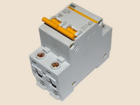 Автоматический выключатель ва47 29 2а. Выключатель автоматический ва 61ф29. Автоматический выключатель ва61f29-1 l4. Ва 61ф29-3l63а. Автомат ва61-30.